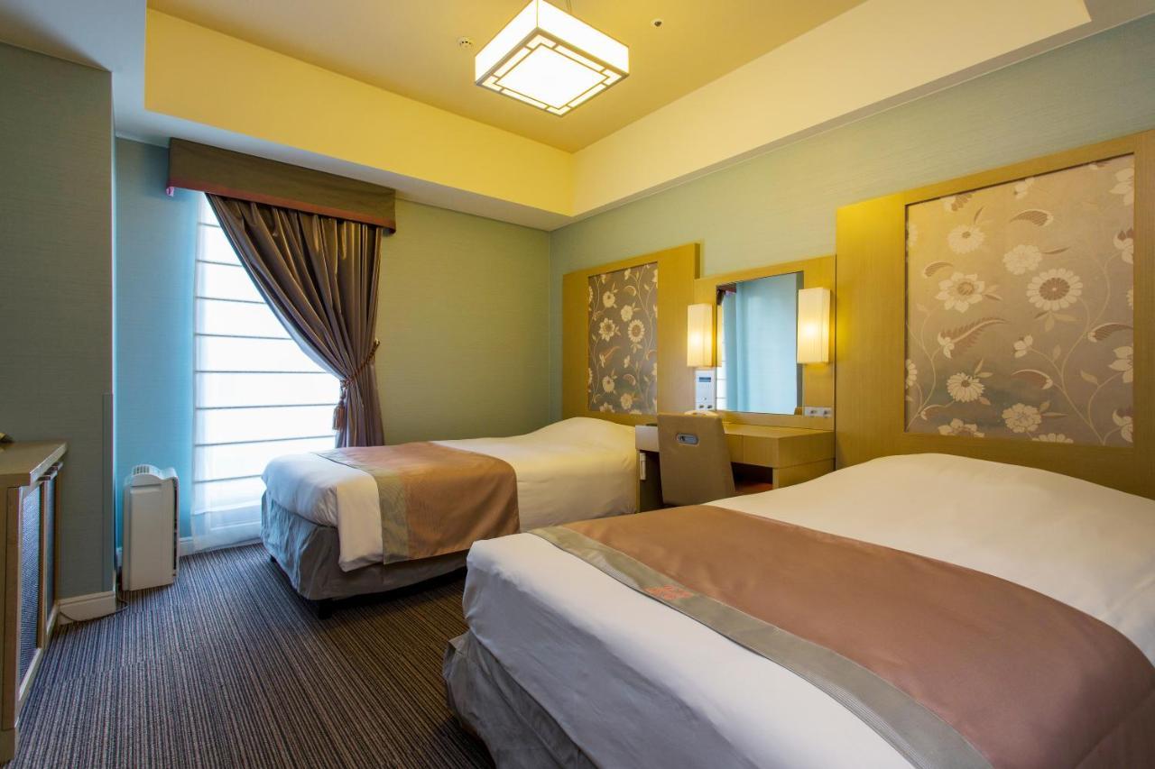 Hotel Monterey Hanzomon Токио Экстерьер фото