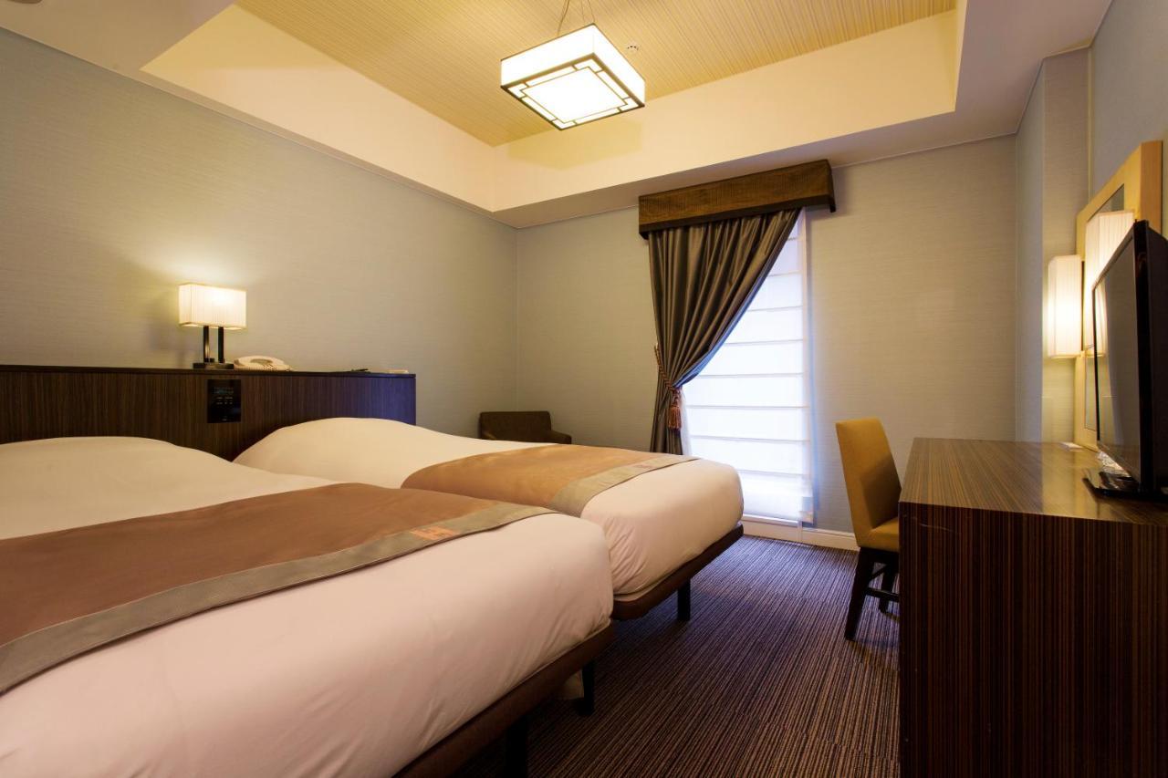 Hotel Monterey Hanzomon Токио Экстерьер фото