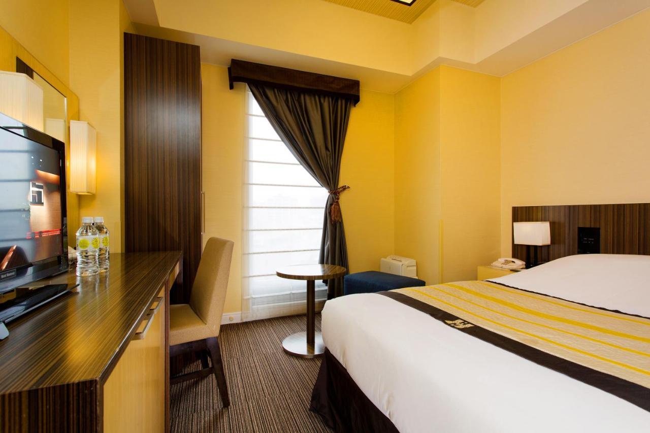 Hotel Monterey Hanzomon Токио Экстерьер фото